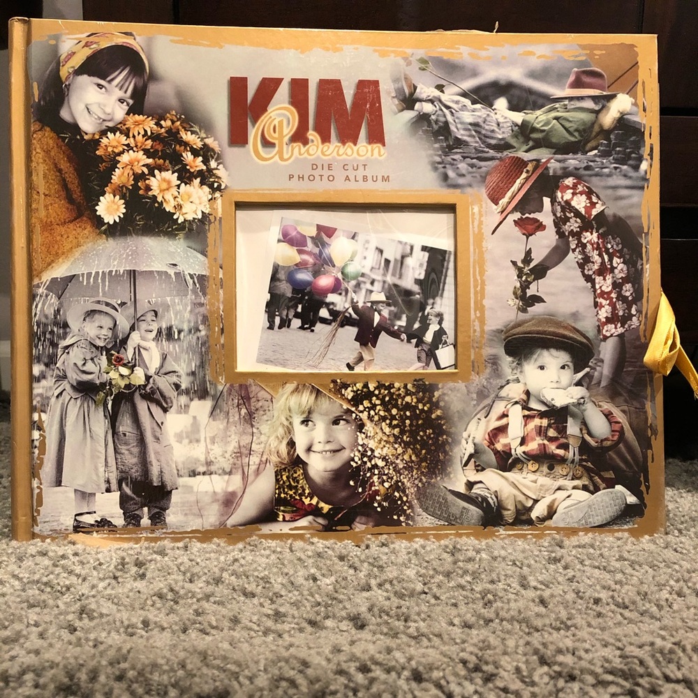 Kim Anderson Die Cut Photo Album. NWOT!!
